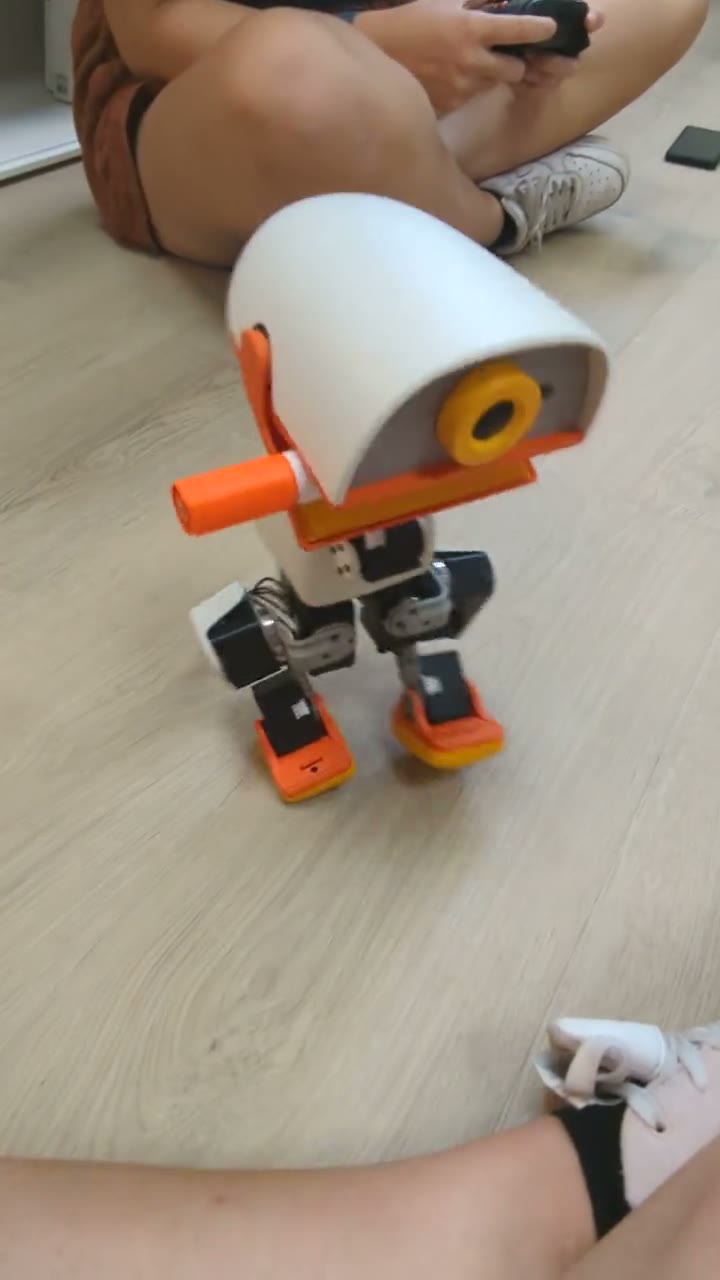 Microduck Made to move · Ready to learn